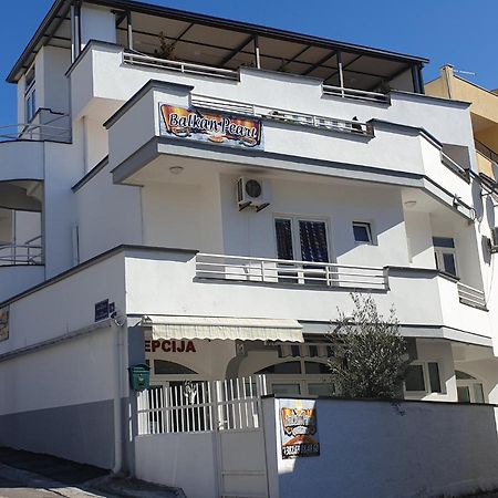 Balkan Pearl Apartments Bar Esterno foto