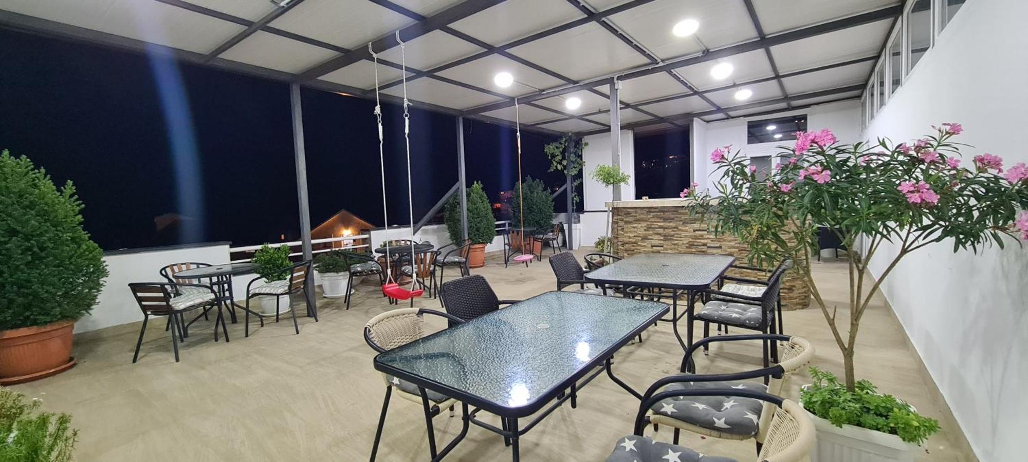 Balkan Pearl Apartments Bar Esterno foto
