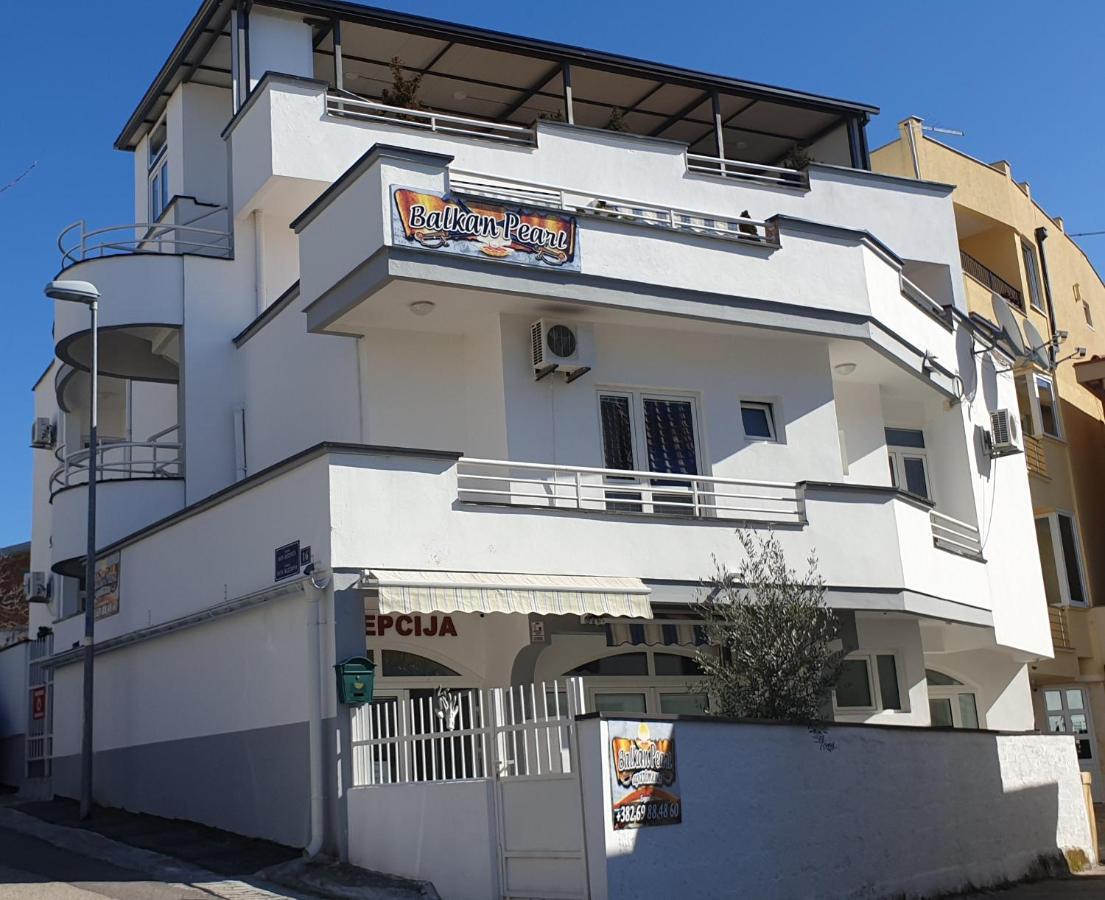 Balkan Pearl Apartments Bar Esterno foto